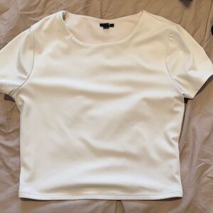 Express Body Contour White Short Sleeve Scoop Neck Top